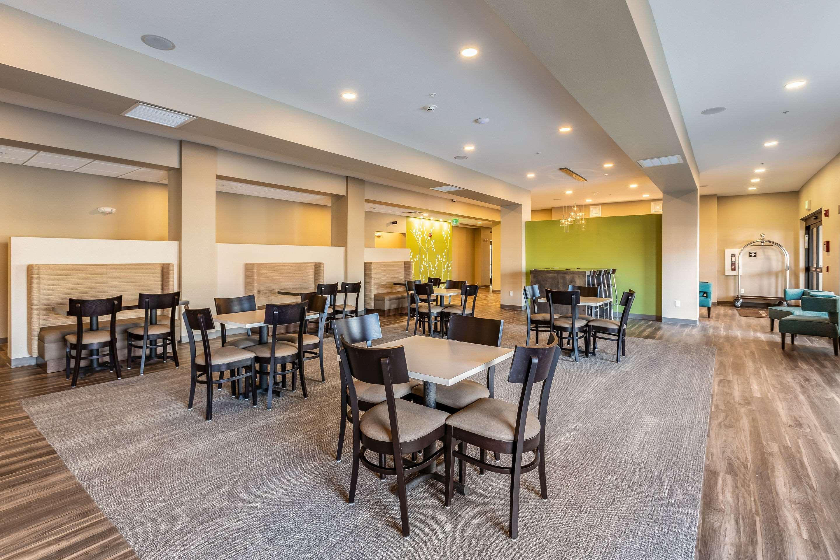 Sleep Inn & Suites Mt Hope Near Auction & Event Center Millersburg Eksteriør bilde